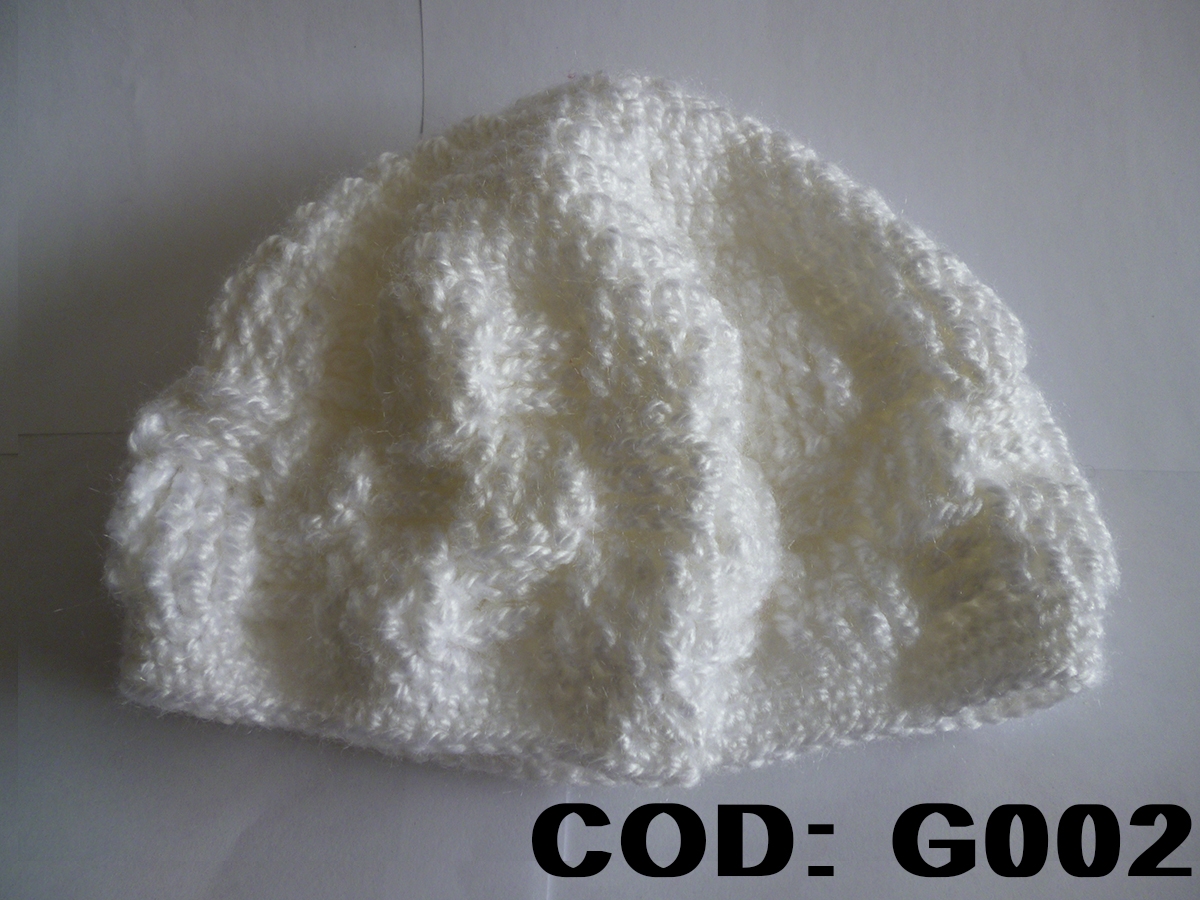 g002 gorrito blanco lana en lana bebe antialergicos